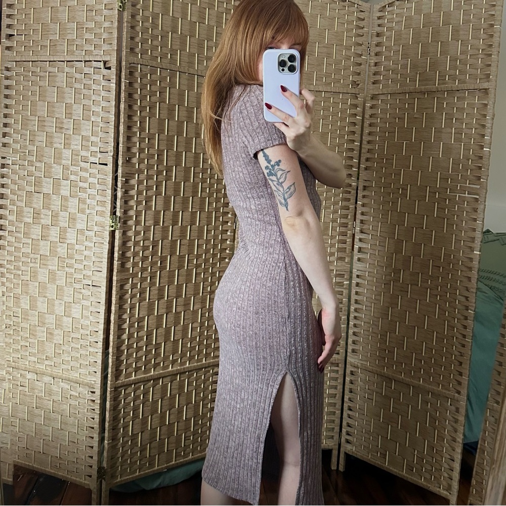 Knit Ribbed Midi Dress - Picture 4 of 4